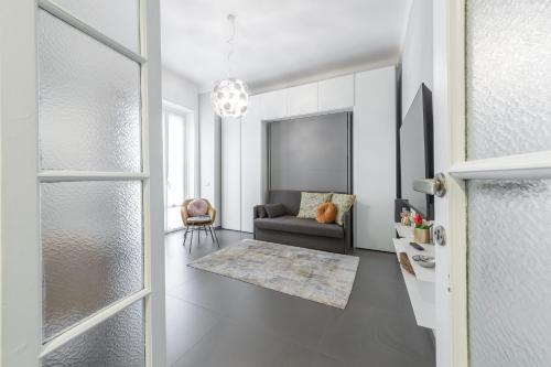 Monolocale vicino metro e aeroporto Linate — 4-Star Luxury Hotel in Milan, Italy