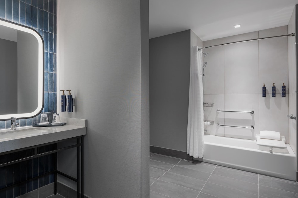 Hotel Avail Rogers Tapestry Collection by Hilton - photo 33