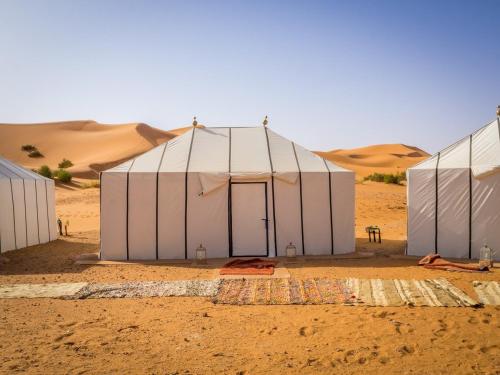 Waha2 - carbon neutral hotel in Unknown City