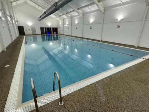 Puddleduck Cottage Part of the The Bay Filey Holiday Village with pool gym and direct beach access pub restaurant tennis and meadows walks