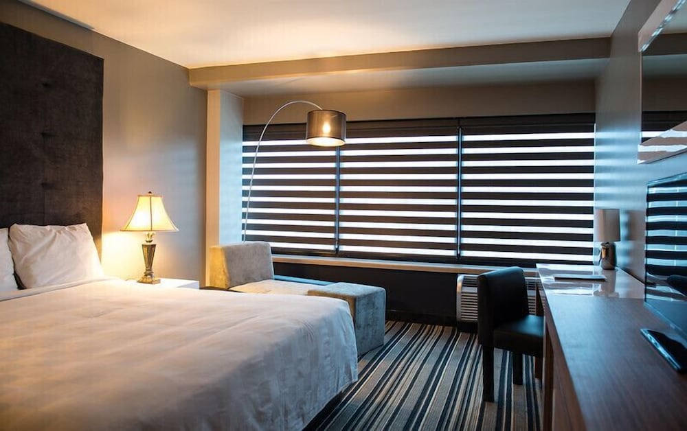 Hotel Huntington Beach - photo 10