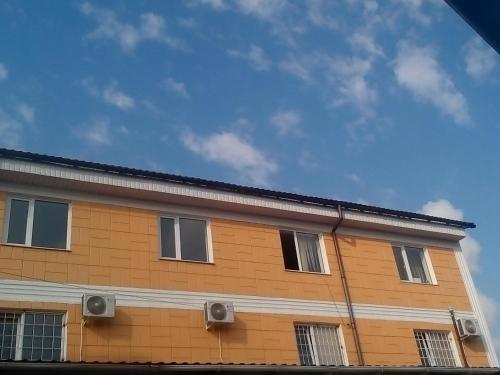 Hotel Uyut - carbon neutral hotel in Shabo