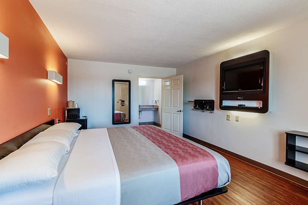 Motel 6 Martinsburg WV - photo 15