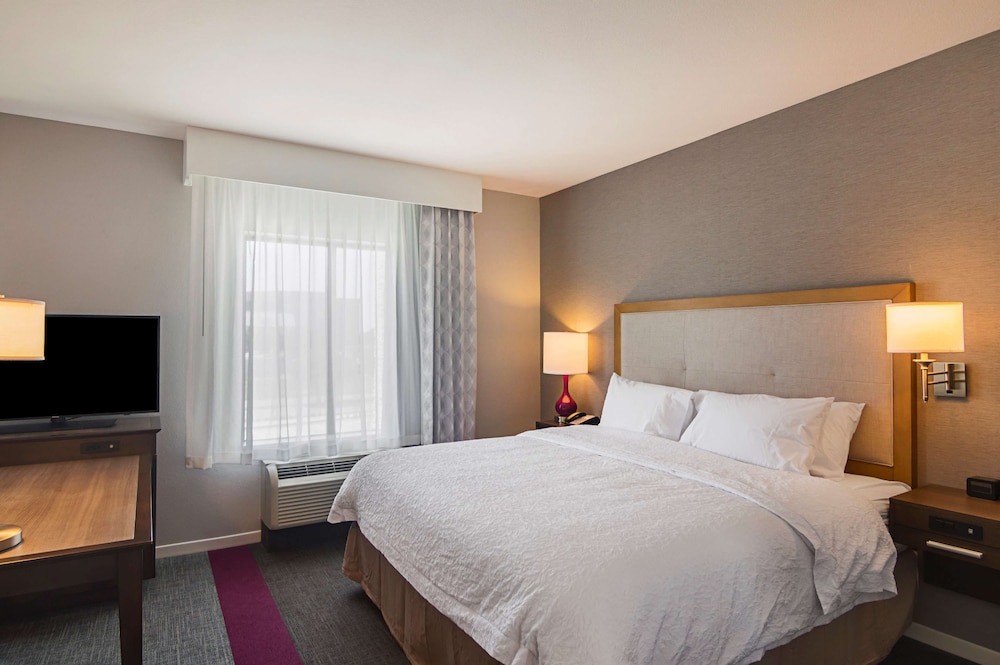 Hampton Inn & Suites Dallas Richardson - photo 17