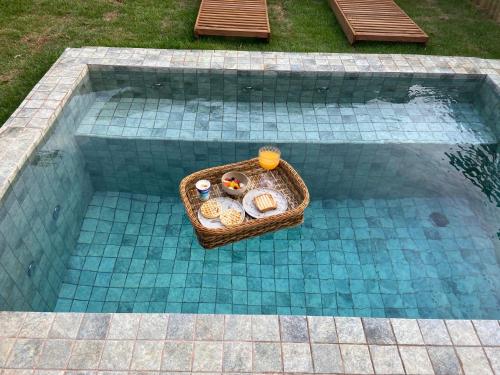 Bangalô com piscina e privacidade a 6 km do centro in Campo Grande, Brasil