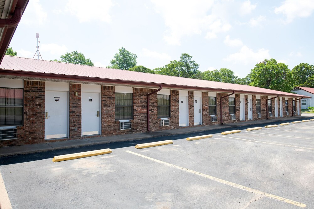 Valley Inn Motel - photo 13