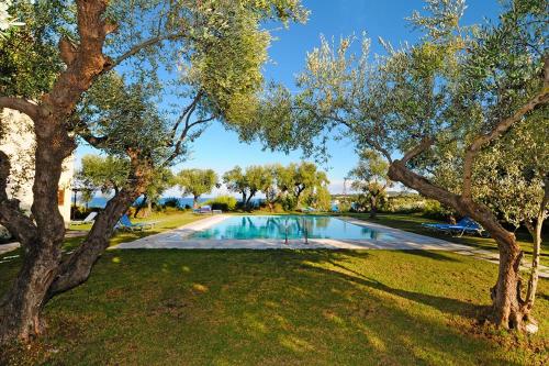 Limanaki Apartments — 4-Star Luxury Hotel in Zakynthos, Greece