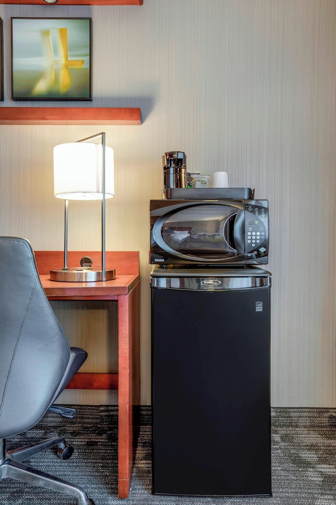 Courtyard by Marriott Cranbury South Brunswick - photo 12