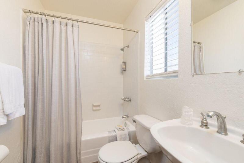 Shell Beach Inn - photo 54