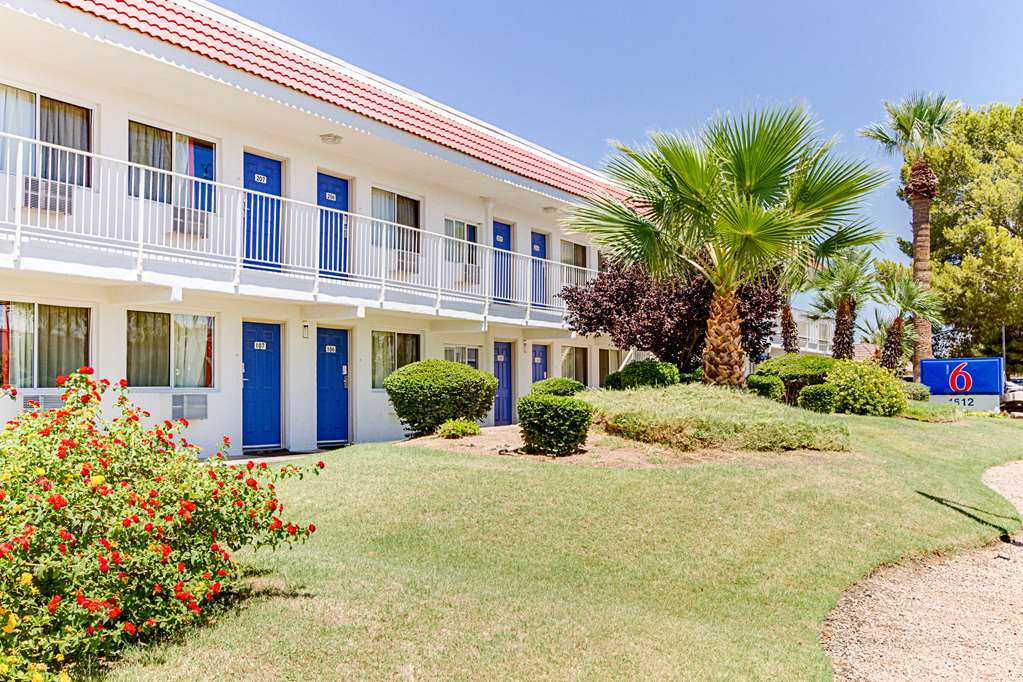 Motel 6 Tempe AZ Scottsdale South - photo 2