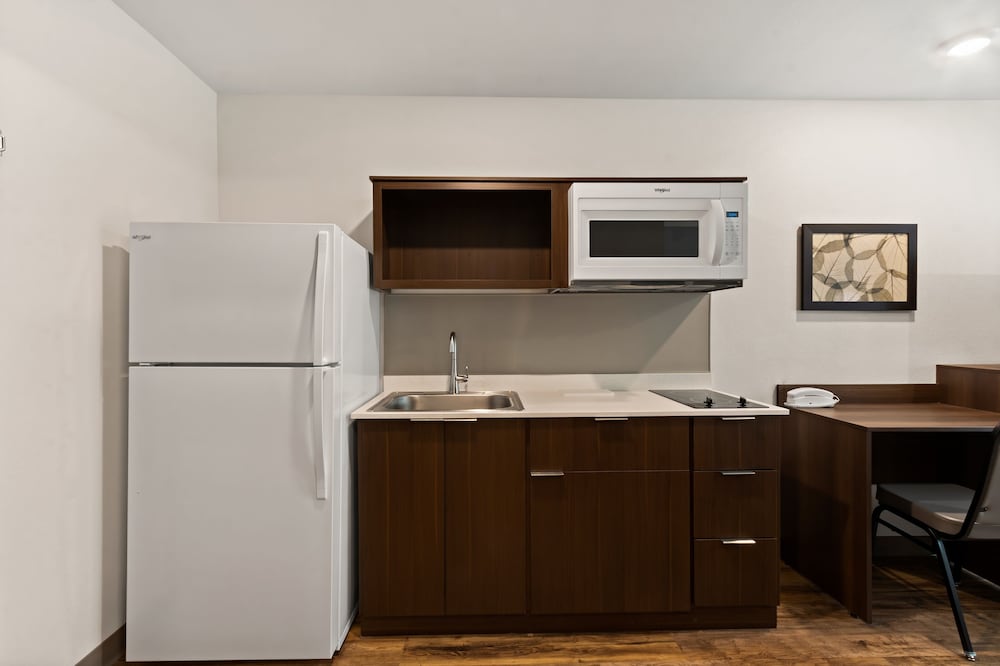 Woodspring Suites Tolleson Phoenix West - photo 23