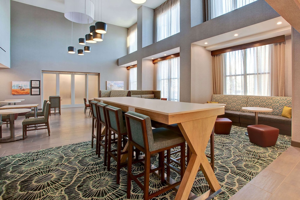 Hampton Inn & Suites Borger - photo 5