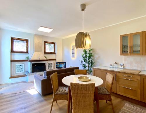 Casa Cinzia — 4-Star Luxury Hotel in Gravedona-San Gregorio, Italy