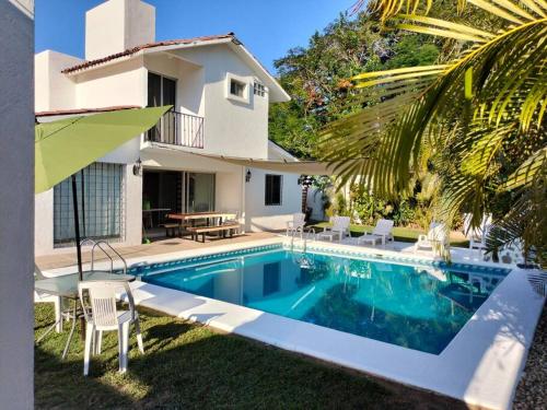 Casa Zihuana — 4-Star Luxury Hotel in Ixtapa, Mexico