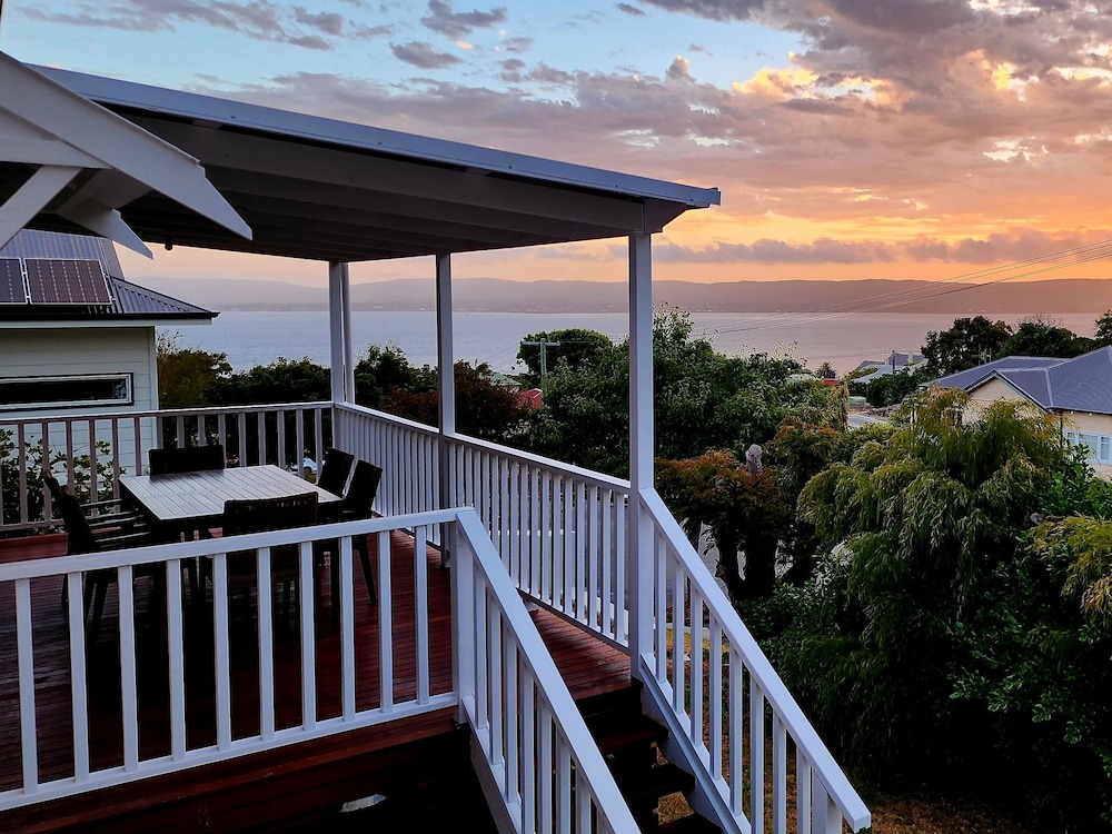 Bay Vista Cottage By The Bnb Collection 19792575 — Albany