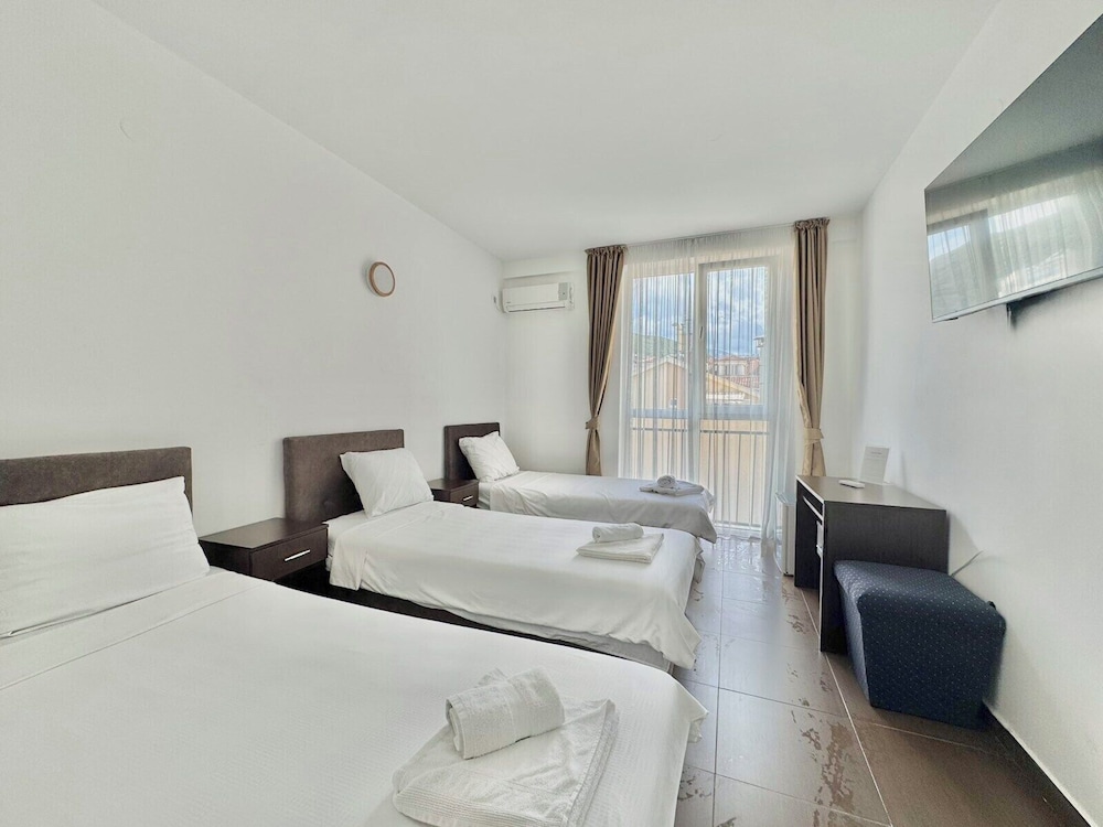 Hotel Lobo — Budva — photo 3