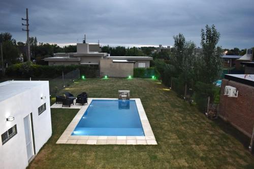 La Casita De Cristian — hotel in Roldan