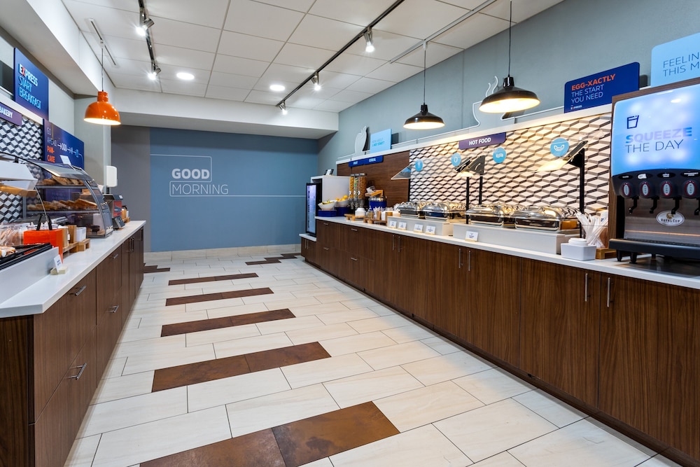 Holiday Inn Express New Albany Louisville NW by IHG - photo 33