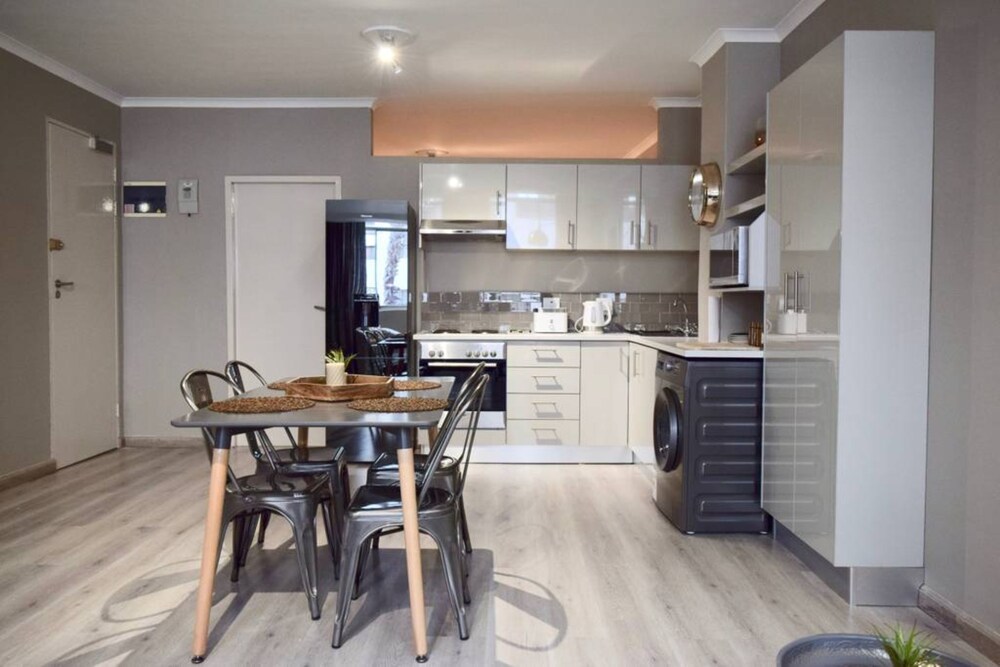 Spacious 1 Bedroom City Centre Apartment