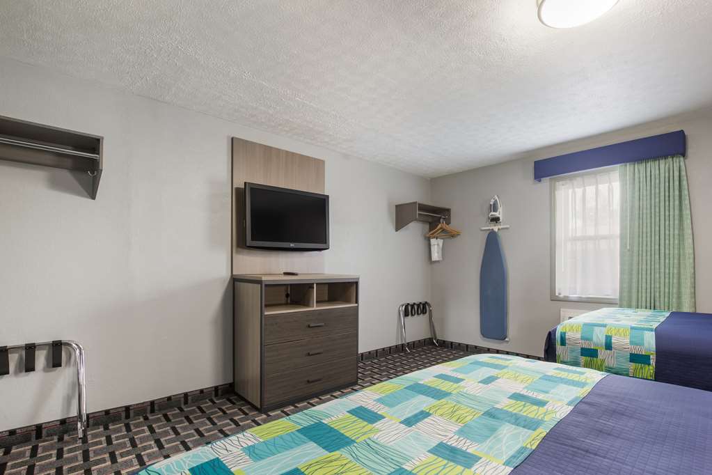 Knights Inn and Suites Salem - photo 17