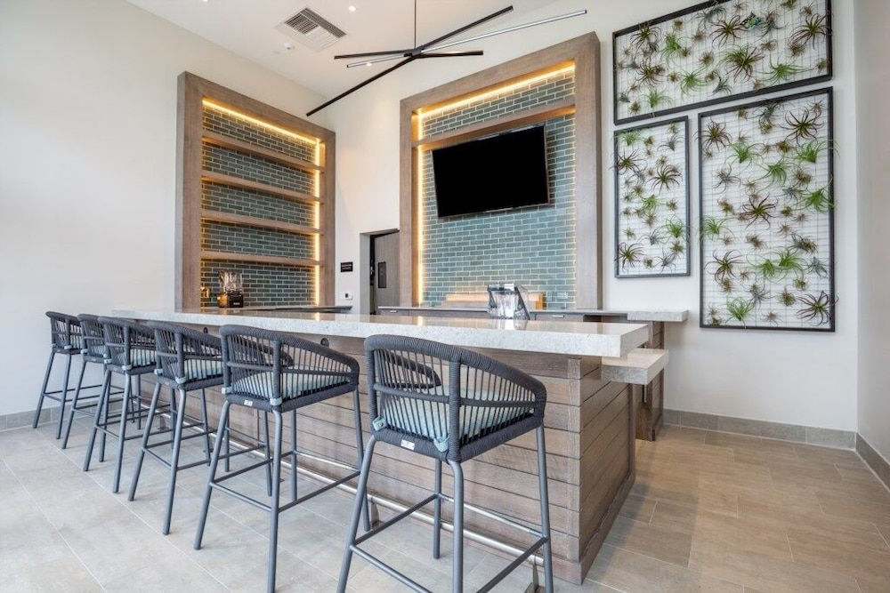 Hyde Beach House Luxury resort 3 Bedroom Condo by RedAwning - photo 33