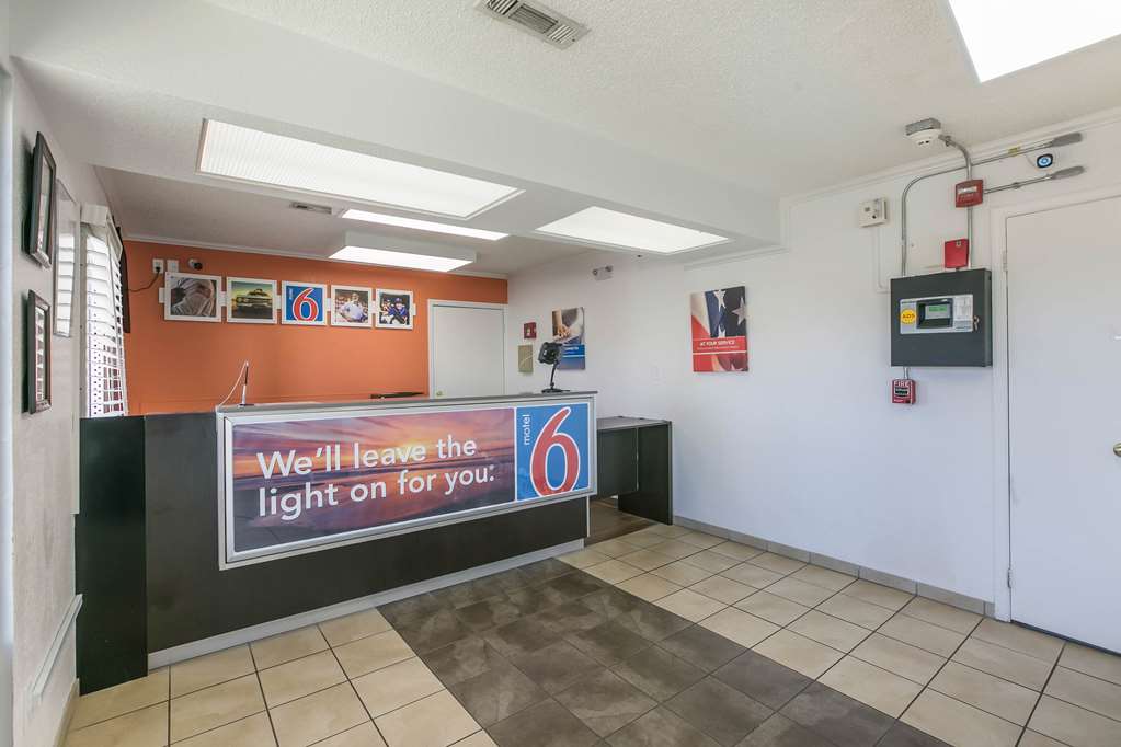 Motel 6 Dothan AL - photo 24