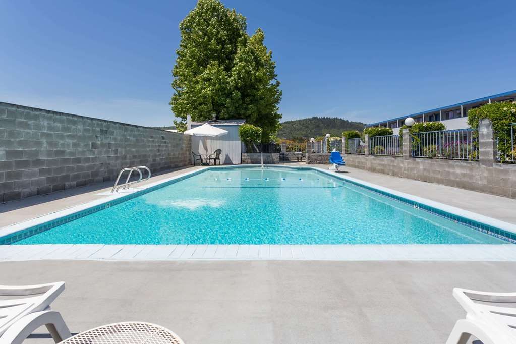 Travelodge by Wyndham Grants Pass - photo 4