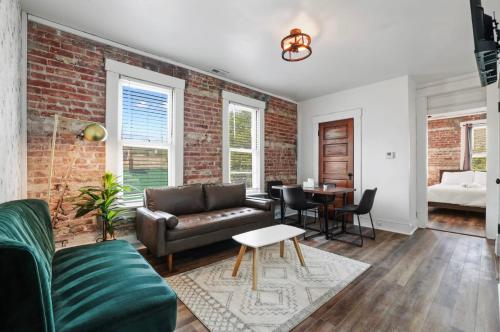 Housepitality City View Loft German Village — 4-Star Luxury Hotel in Columbus, United States