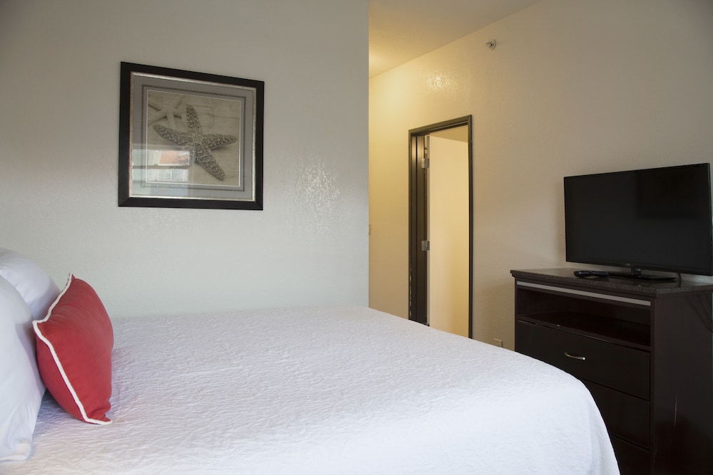 Harborview Inn & Suites San Diego Harbor - photo 10