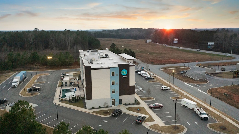 Tru By Hilton Greensboro Lake Oconee - photo 52