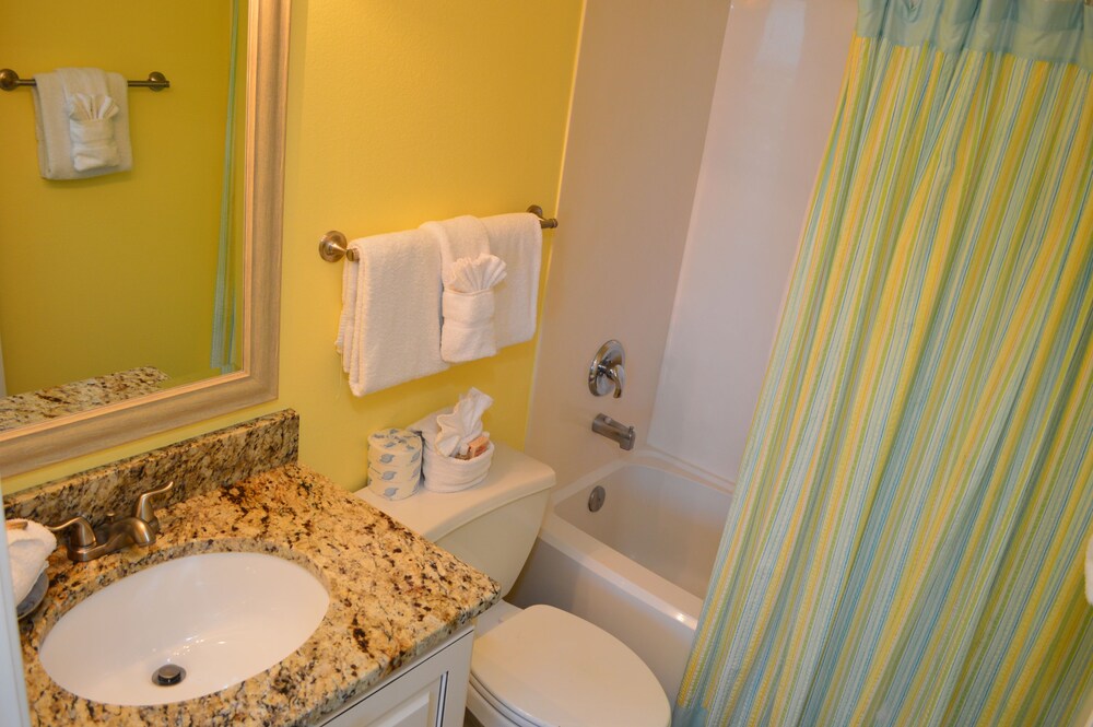 Pelican Beach Resort - photo 35