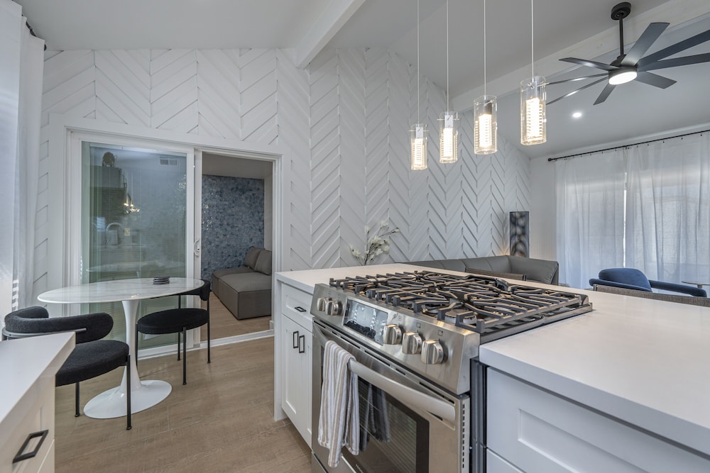 Ash & Ko Boutique Lodging - photo 35