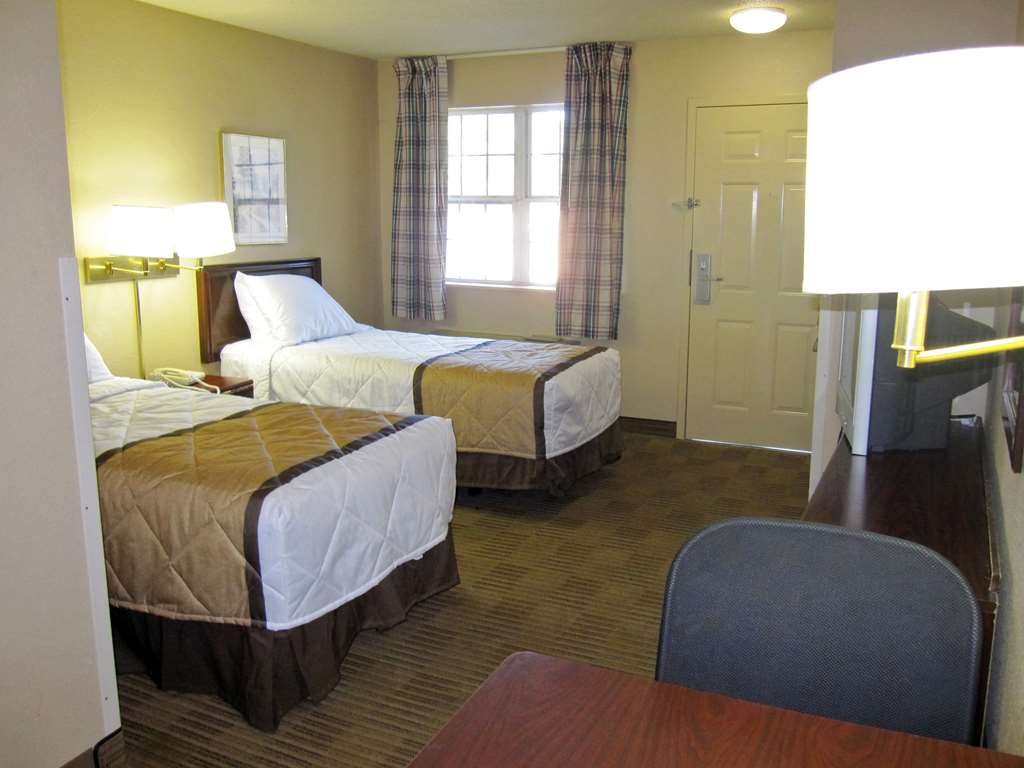 MainStay Suites Knoxville Cedar Bluff - photo 17