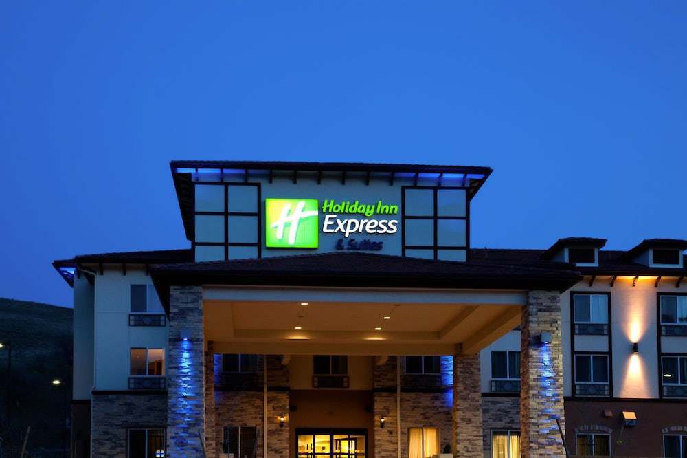 Holiday Inn Express & Suites Frazier Park by IHG - photo 46