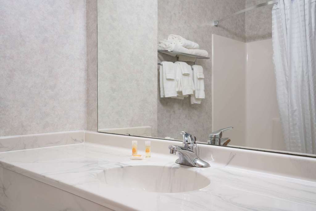 Days Inn by Wyndham Fargo Casselton - photo 10