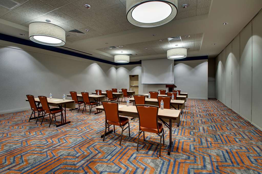 Drury Inn & Suites Iowa City Coralville - photo 58
