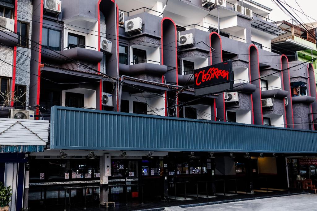 The Classroom Hotel - last minute hotel in Pattaya