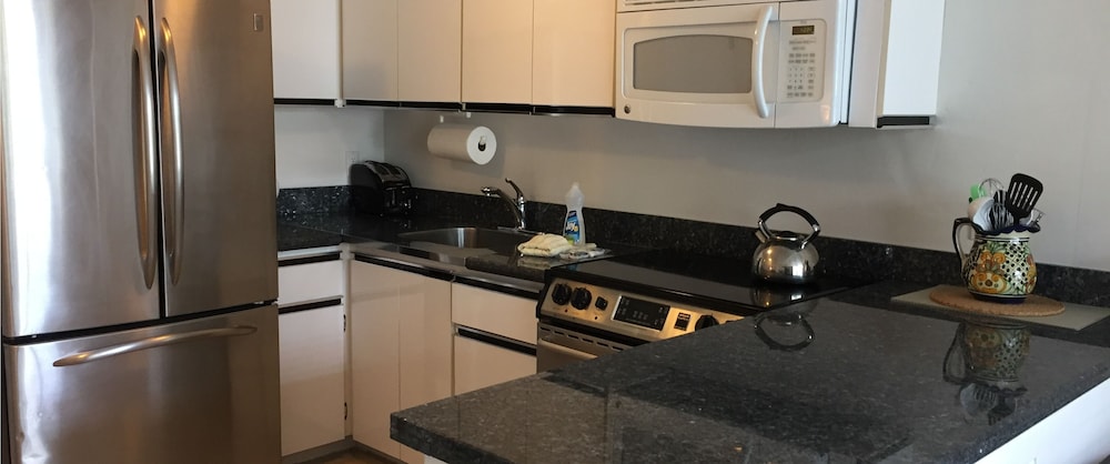 Manhattan Tower Apartment Hotel - photo 46