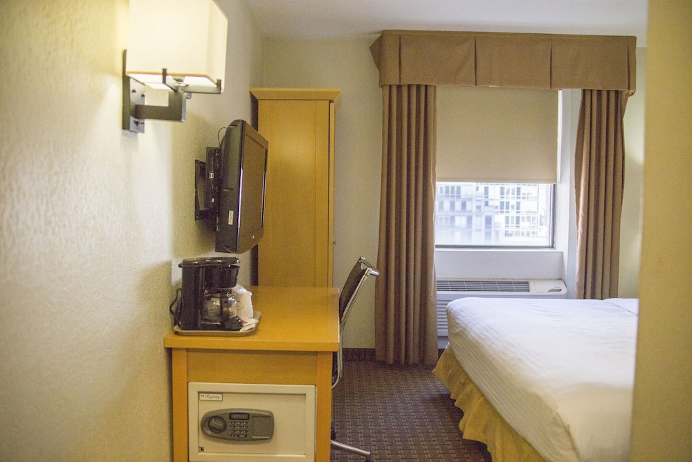 Hudson River Hotel - photo 15