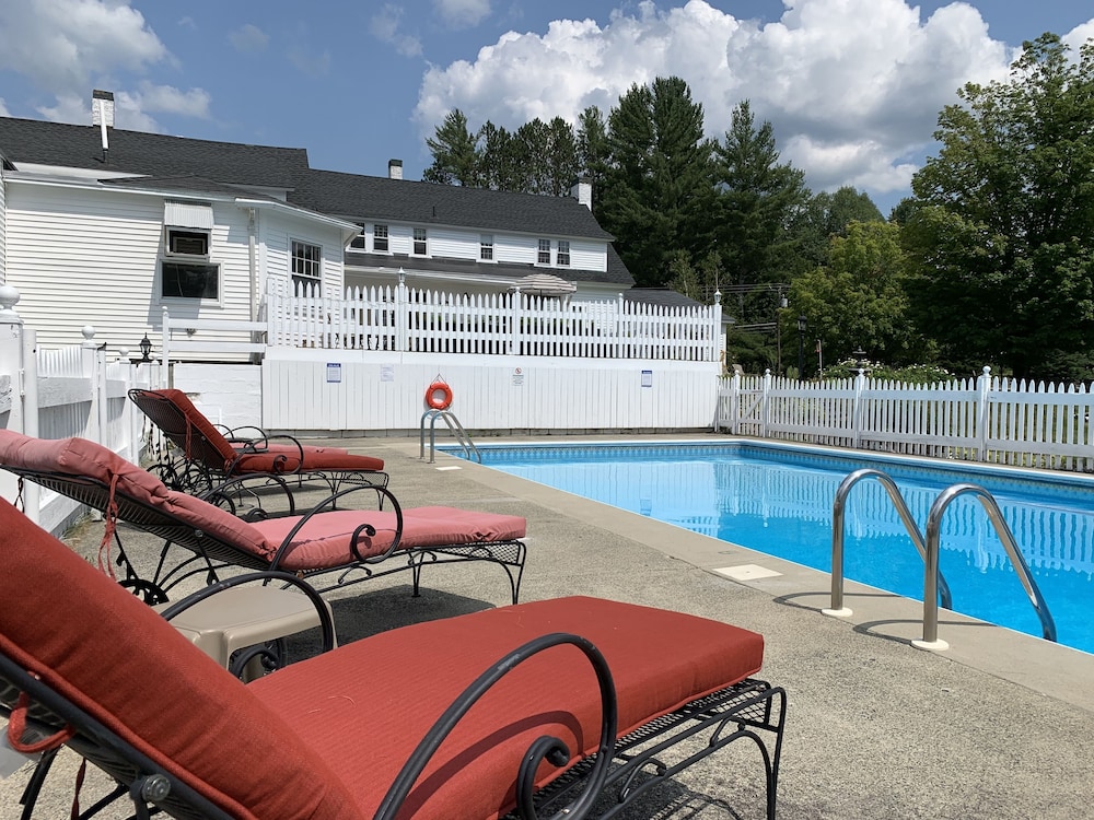 Lovett S Inn And Restaurant — Franconia