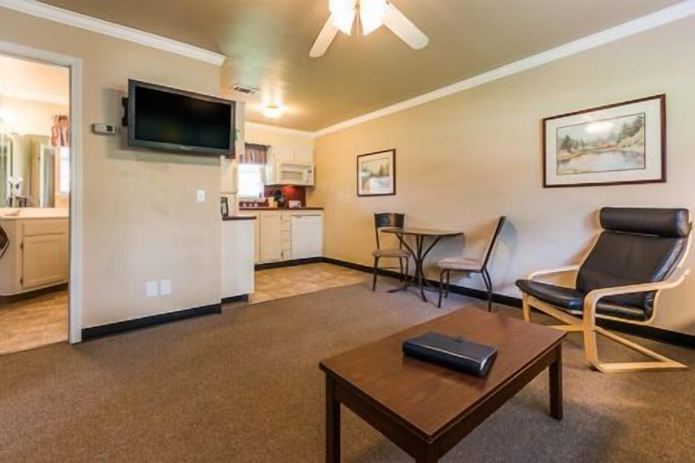 Lake Texoma Lodge and Resort - photo 52