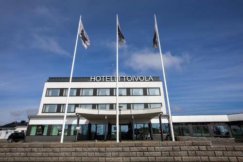 Hotelli Toivola — 4-Star Luxury Hotel in Kemi, Finland