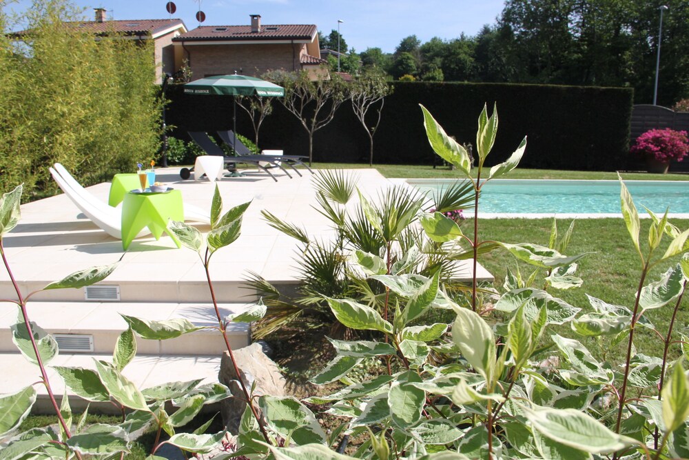 Rosta Residence Ranverso — 4-Star Luxury Hotel in Rosta, Italy