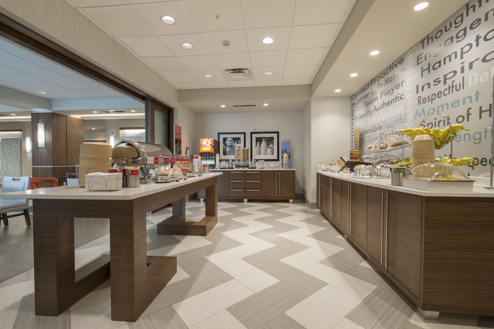 Hampton Inn Greenville I 385 Haywood Mall - photo 17