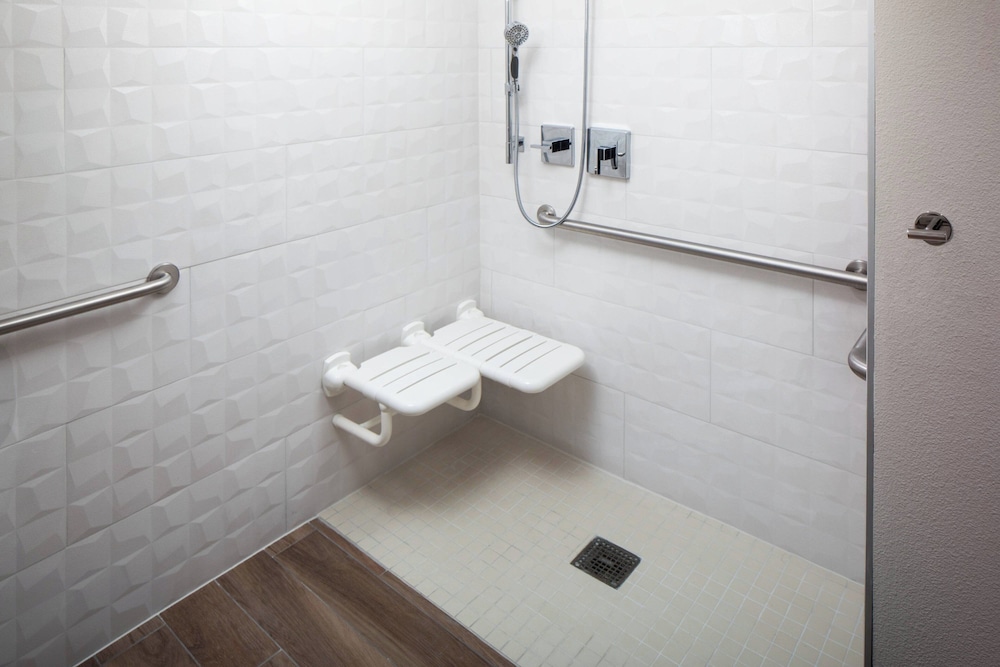 TownePlace Suites by Marriott Midland South I 20 - photo 11