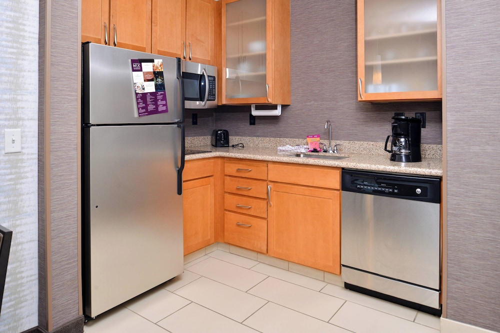 Residence Inn by Marriott Coralville - photo 18
