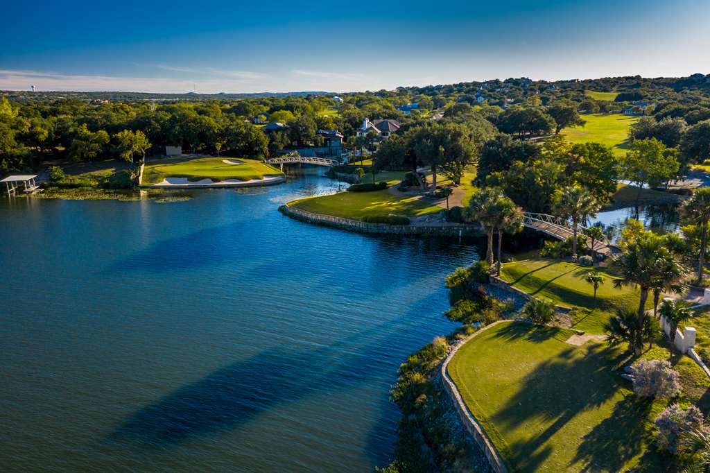 Horseshoe Bay Resort - photo 2