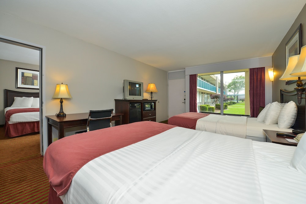 The Dels Pittsburg - photo 14