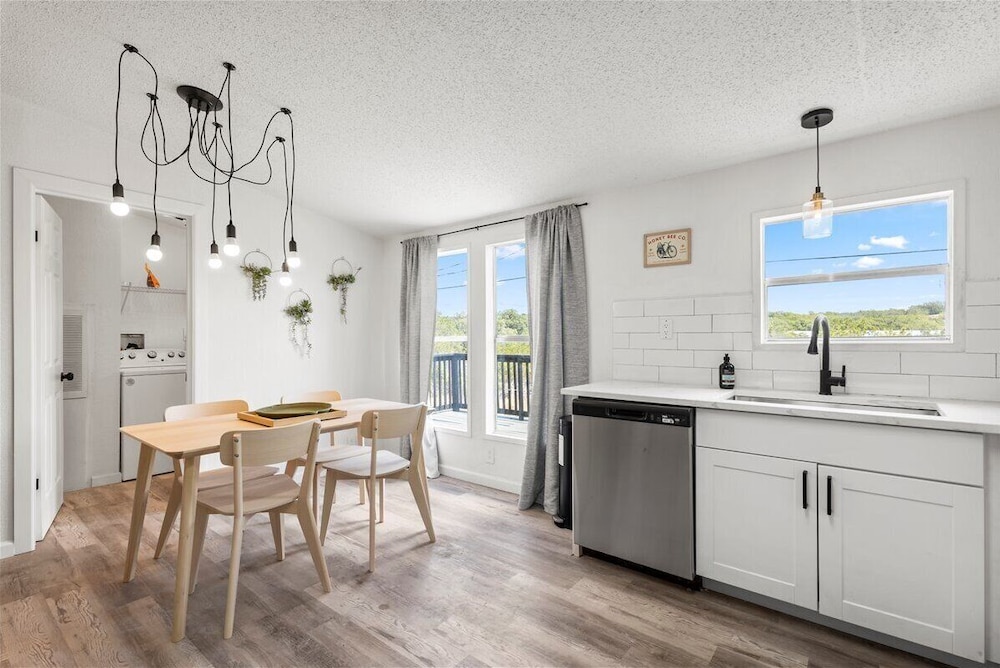 Starlight Horizon in Canyon Lake, United States