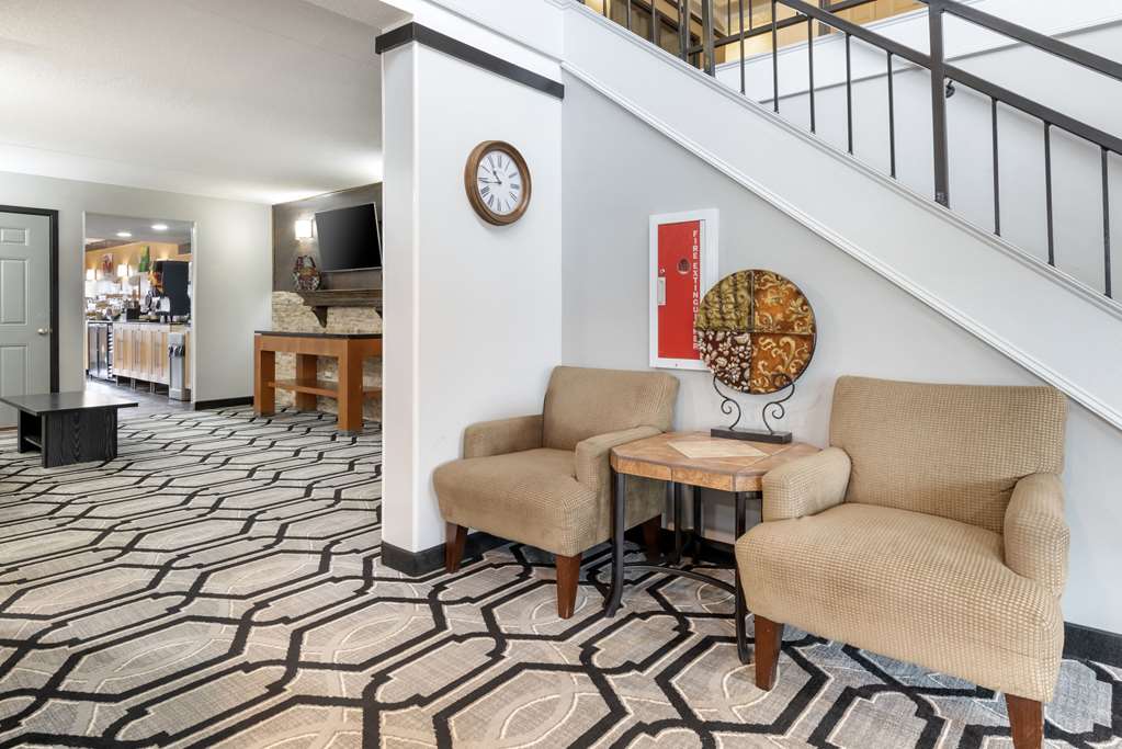 Quality Inn & Suites Mayo Clinic Area - photo 6